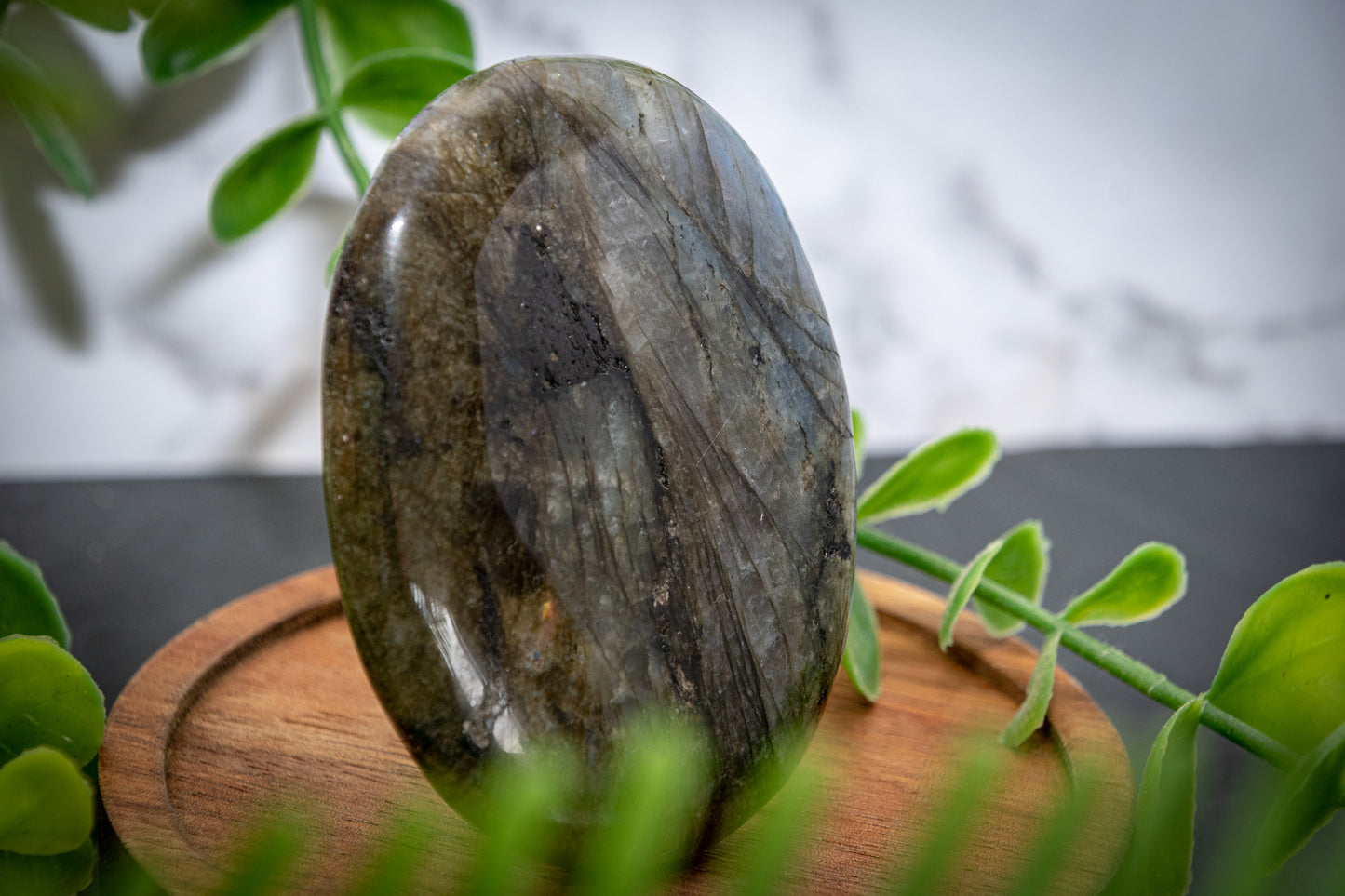 Labradorite palm stone