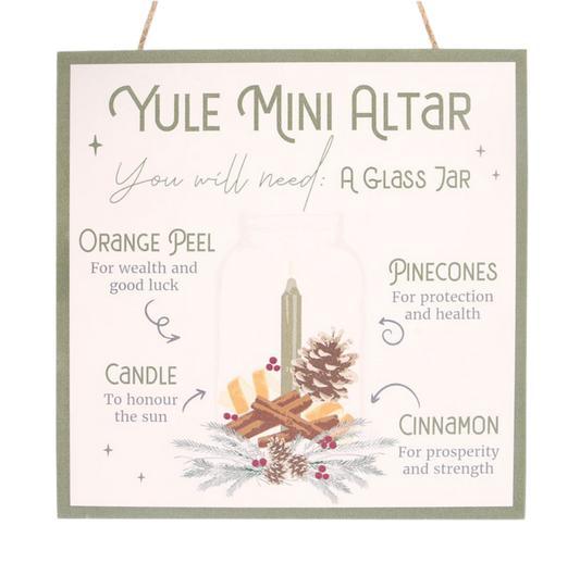 Yule mini alter decoration