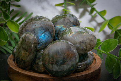 Labradorite smooth stone