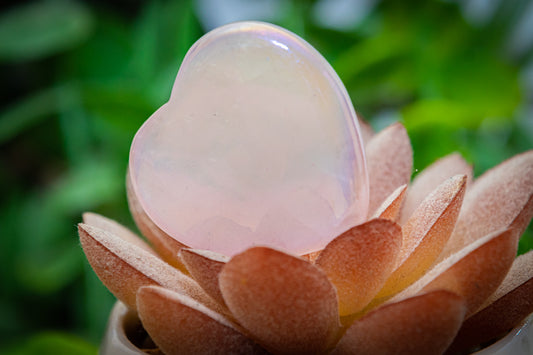 Aura Rose Quartz heart carving