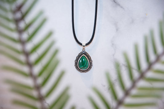 Malachite tear drop necklace